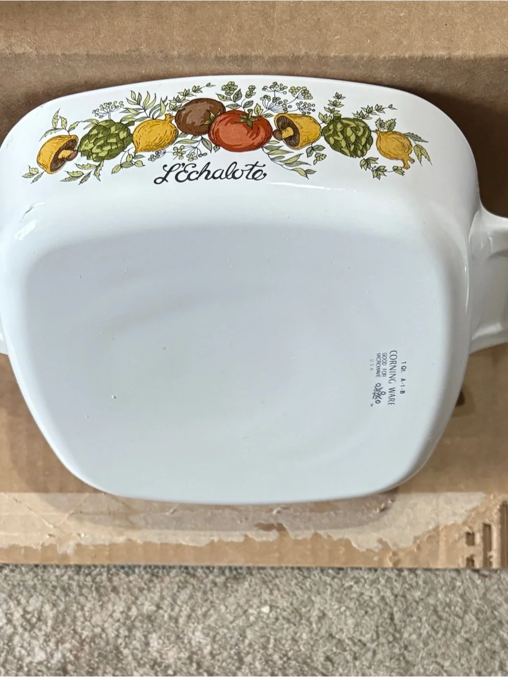 Vintage 7 pc Corning Ware Le Persil La Sauge Spice of Life Dishes/Spice Shakers